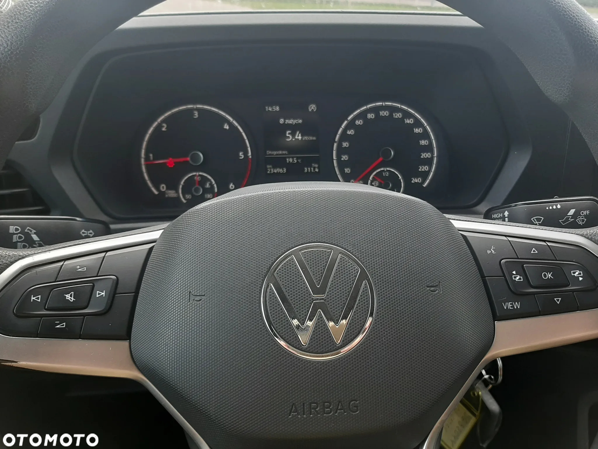Volkswagen Caddy - 31