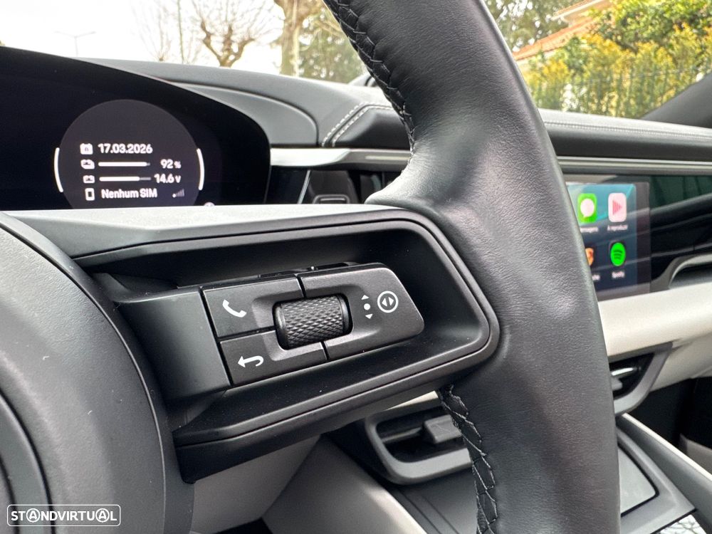 Porsche Macan Electric 4 - 46