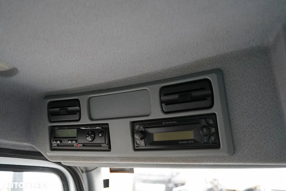 Mercedes-Benz AXOR 2636 / 6x4 / BASCULĂ CU 2 LATE / HIDROCLAPĂ / HIDROCLAPĂ / SPECIAL / CU PUNGĂ DE TRECERE FRONTALĂ / MANUALĂ - 36