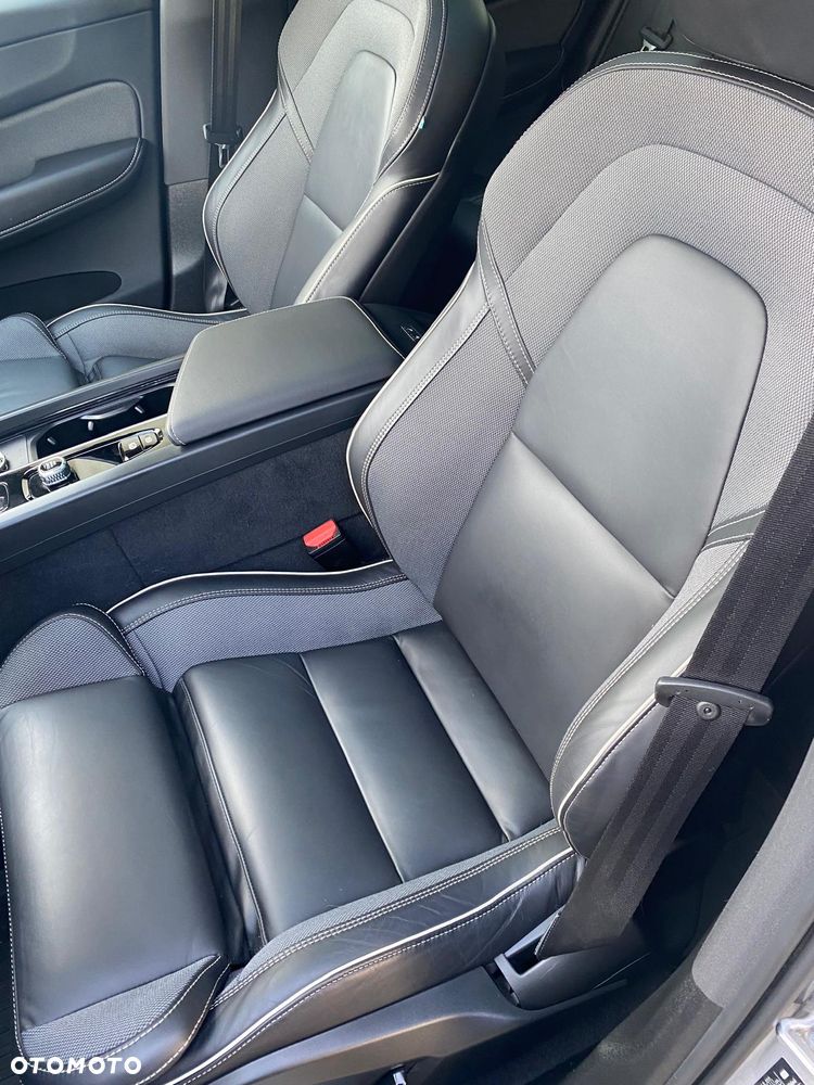 Volvo XC 60 - 8