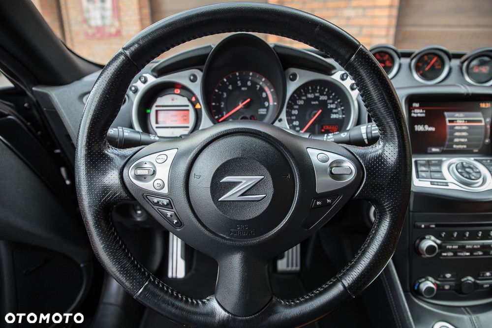 Nissan 370 Z 3.7 V6 Premium - 20