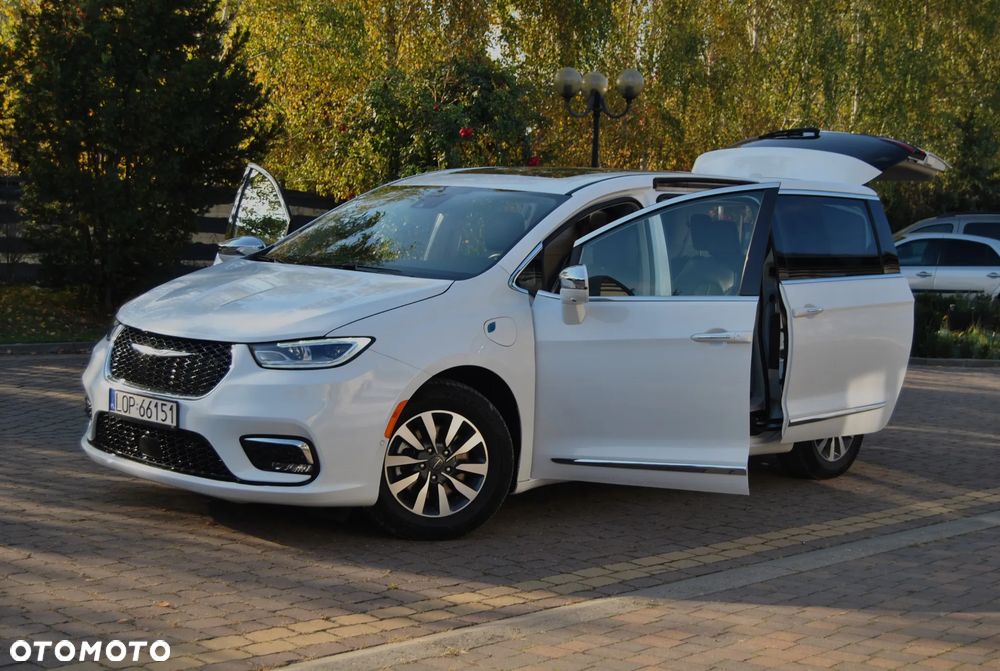 Chrysler Pacifica 2022