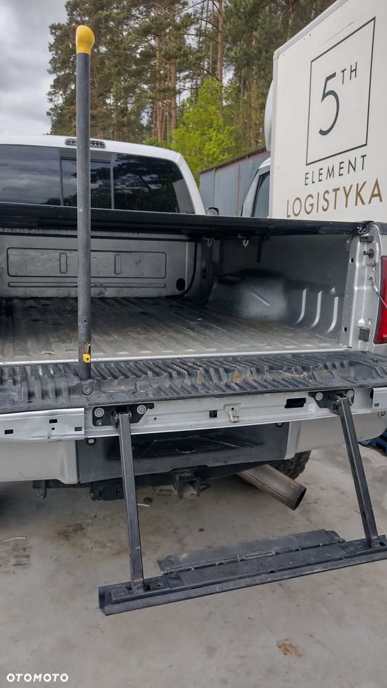 Ford F350 - 6