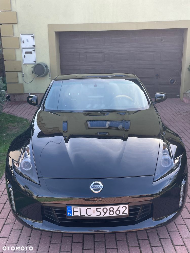 Nissan 370 Z Black Edition - 8