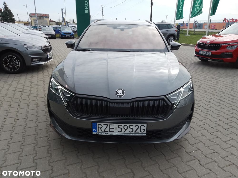 Skoda Octavia 2.0 TDI Sportline DSG - 2