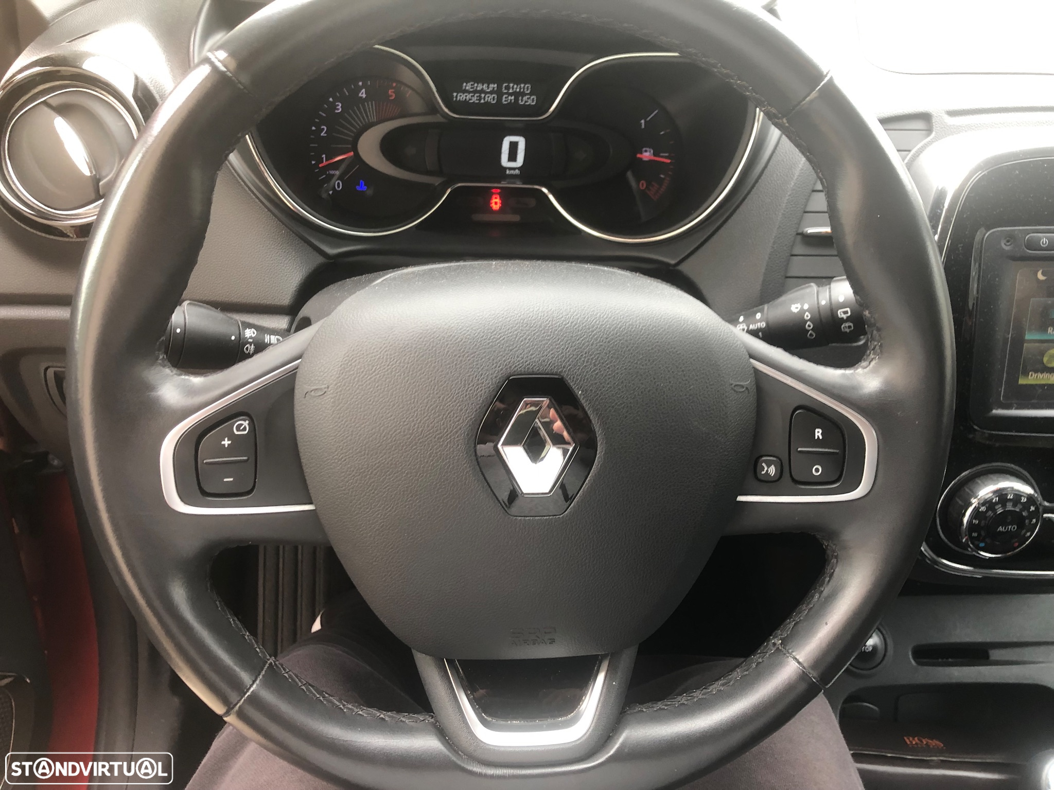 Renault Captur 1.5 dCi Exclusive - 11
