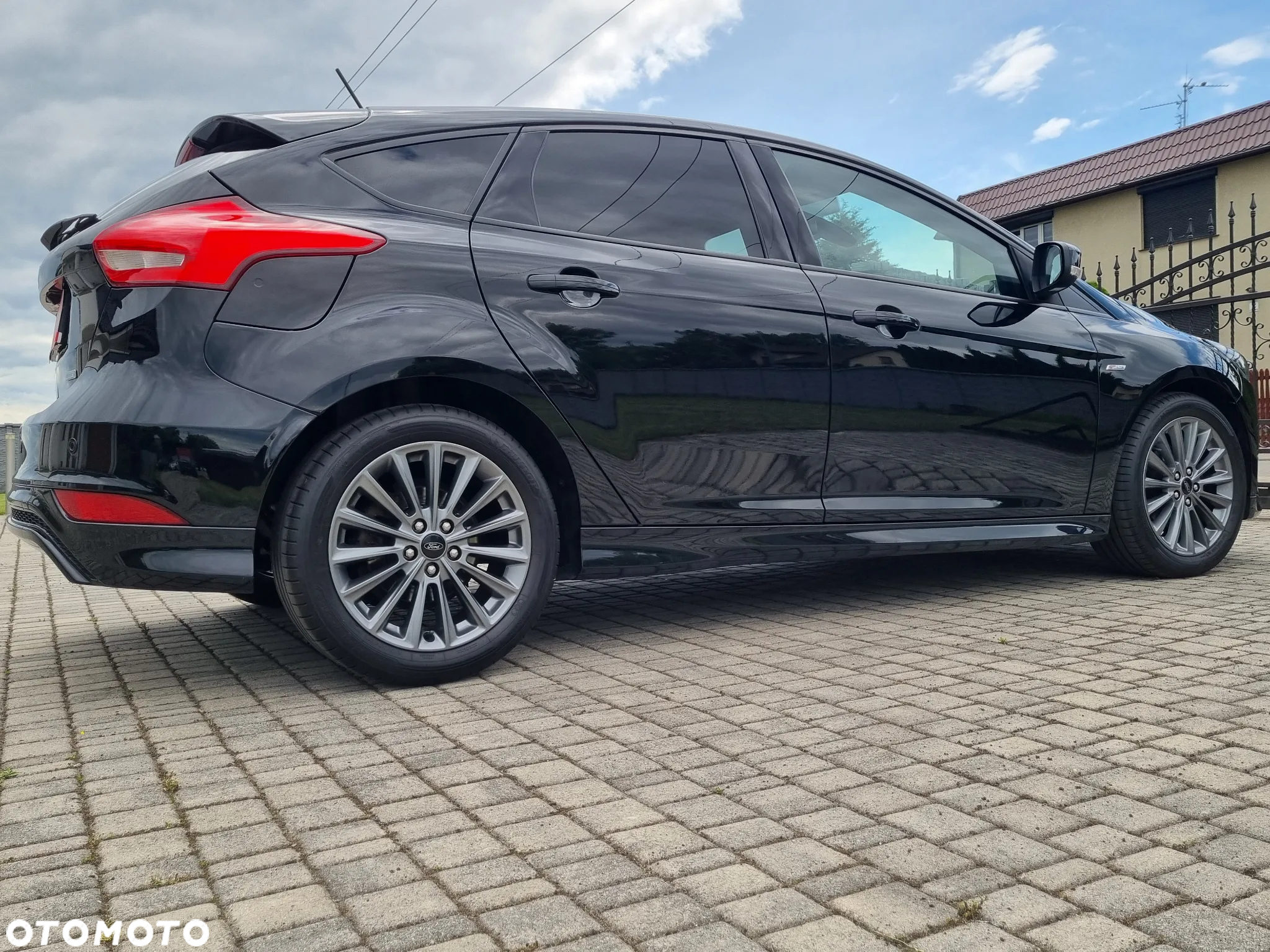 Ford Focus 1.0 EcoBoost Start-Stopp-System ST-LINE X - 17