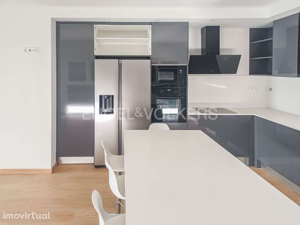 Moradia com Piscina e Terraço em Alverca - Grande imagem: 5/60