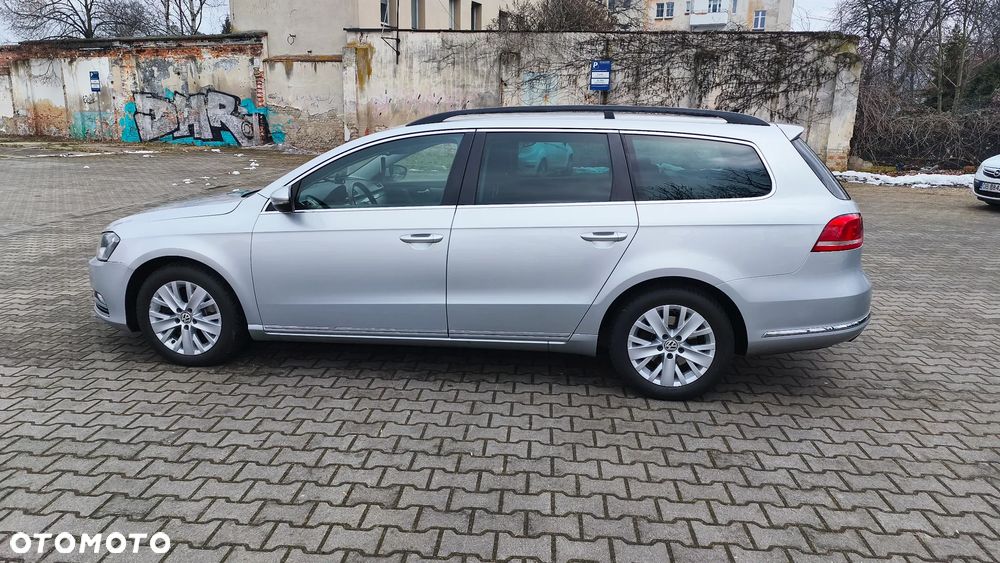 Volkswagen Passat 2.0 TDI BlueMotion Technology Comfortline - 3