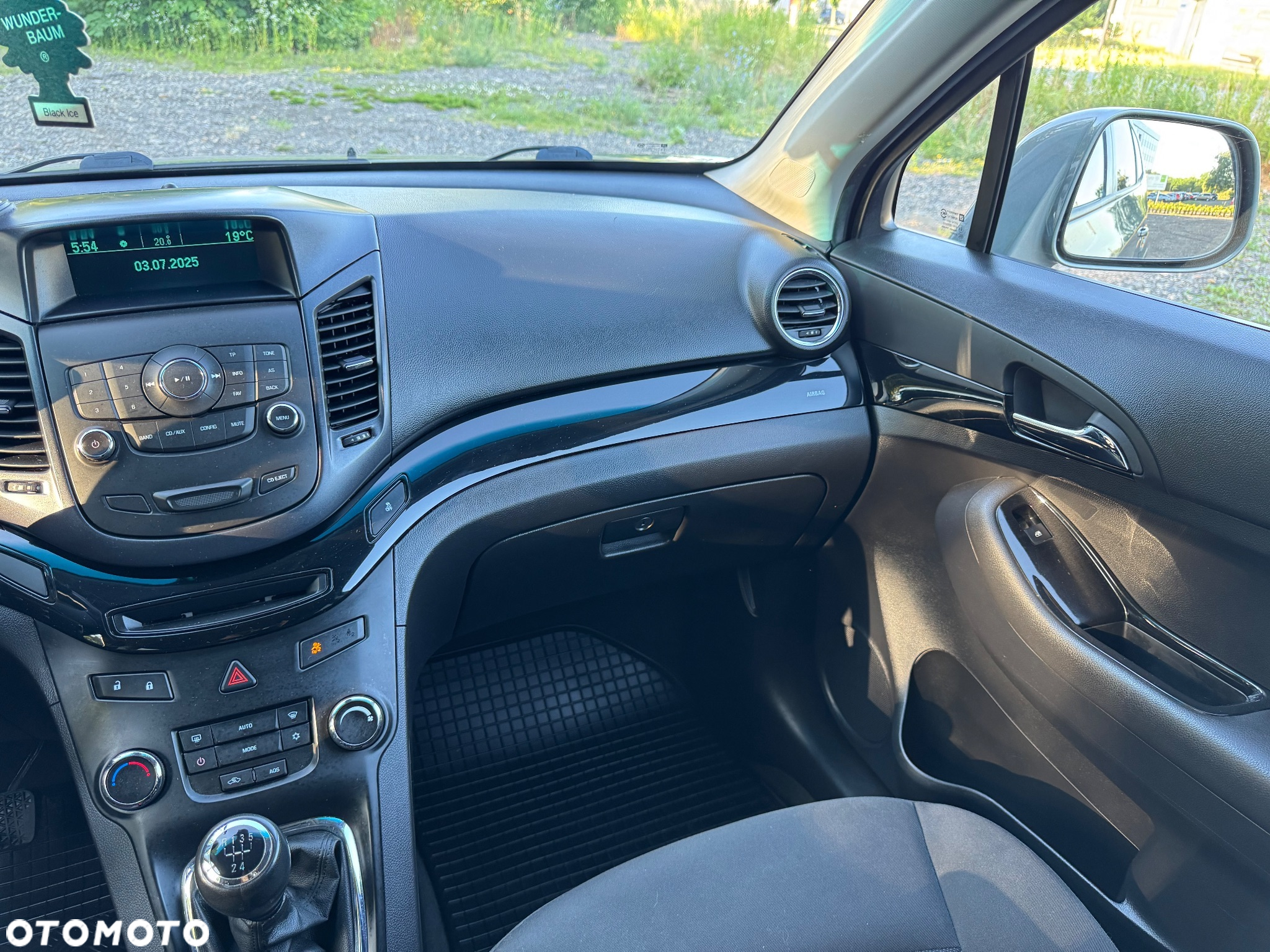 Chevrolet Orlando - 17