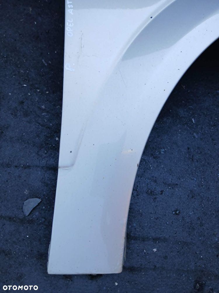 Opel Astra H III Błotnik prawy kod lakieru Z167 - 4
