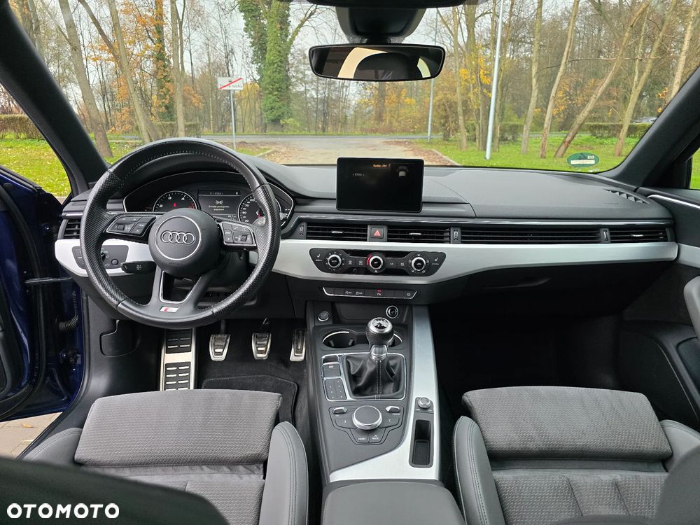 Audi A4 Avant 2.0 TDI DPF clean diesel S line Sportpaket - 12