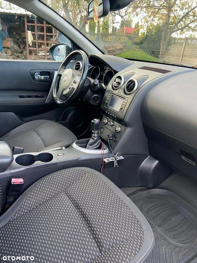 Nissan Qashqai - 12