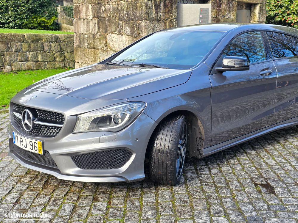 Mercedes-Benz CLA 200 d Shooting Brake AMG Line - 3