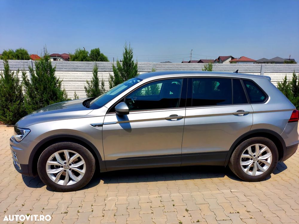 Volkswagen Tiguan - 2