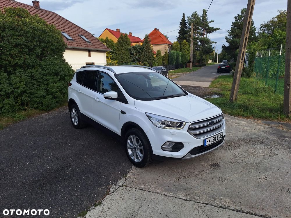 Ford Kuga - 2