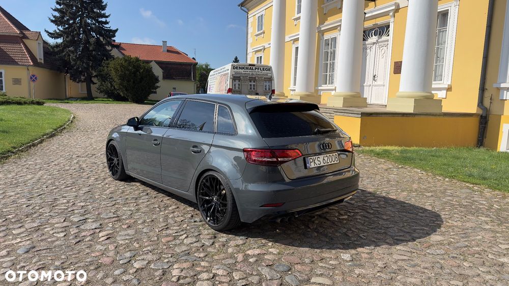 Audi A3 Sportback 2.0 TDI design - 6