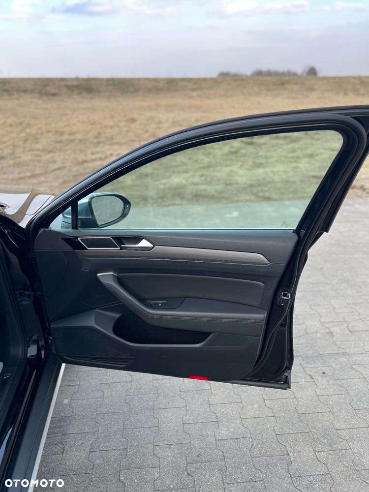 Volkswagen Passat Alltrack - 23