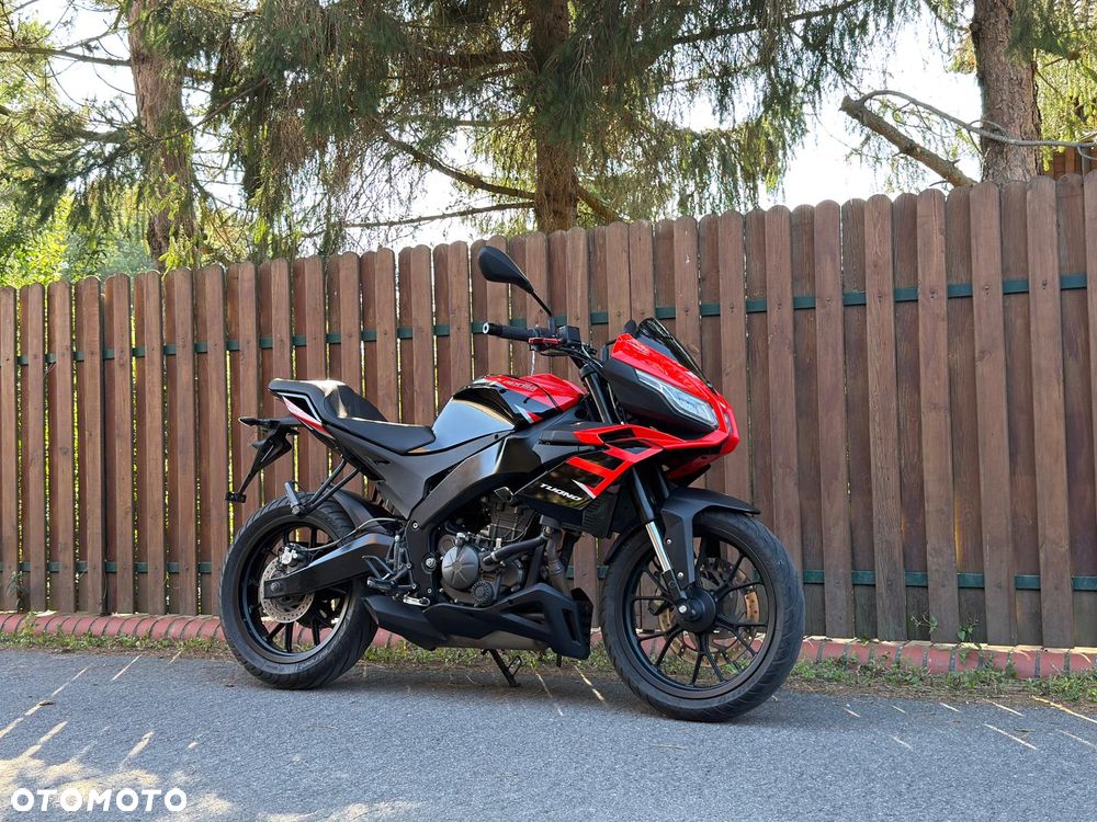 Aprilia Tuono - 4