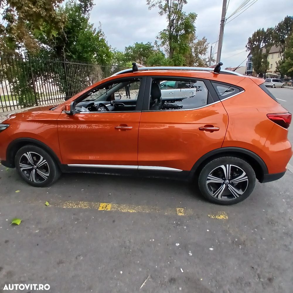 MG ZS - 2