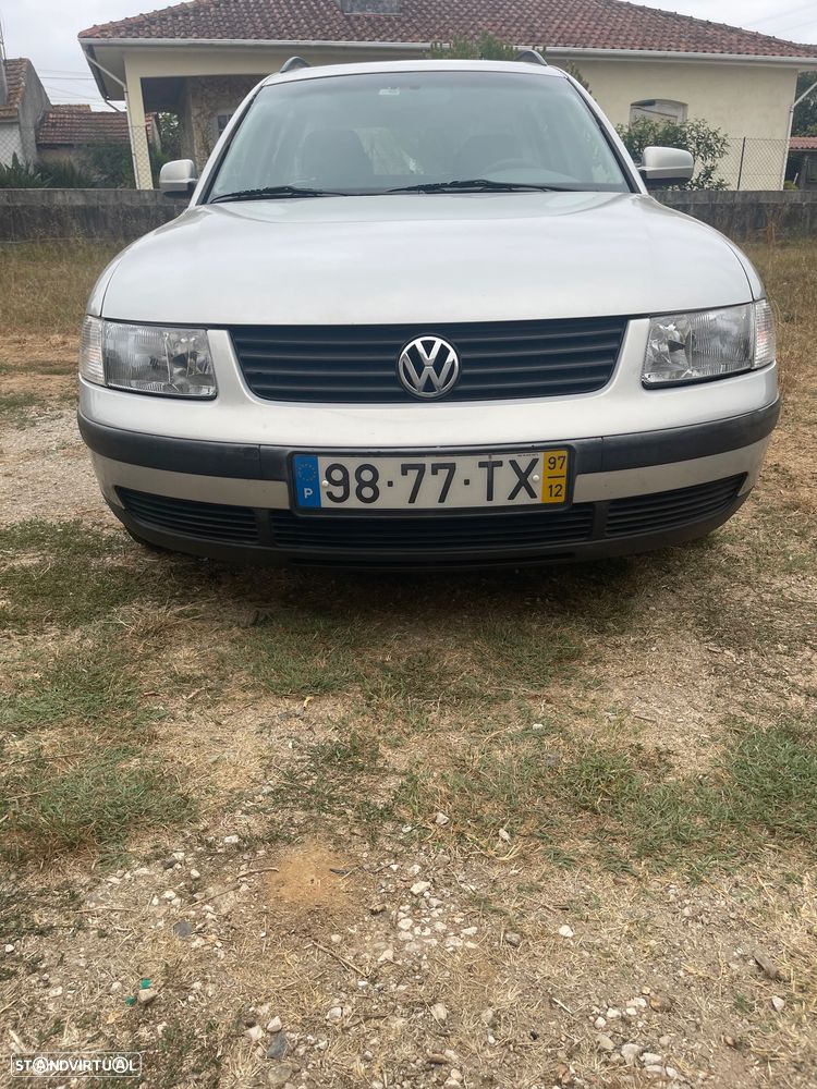 VW Passat Variant 1.9 TDi Confortline - 1