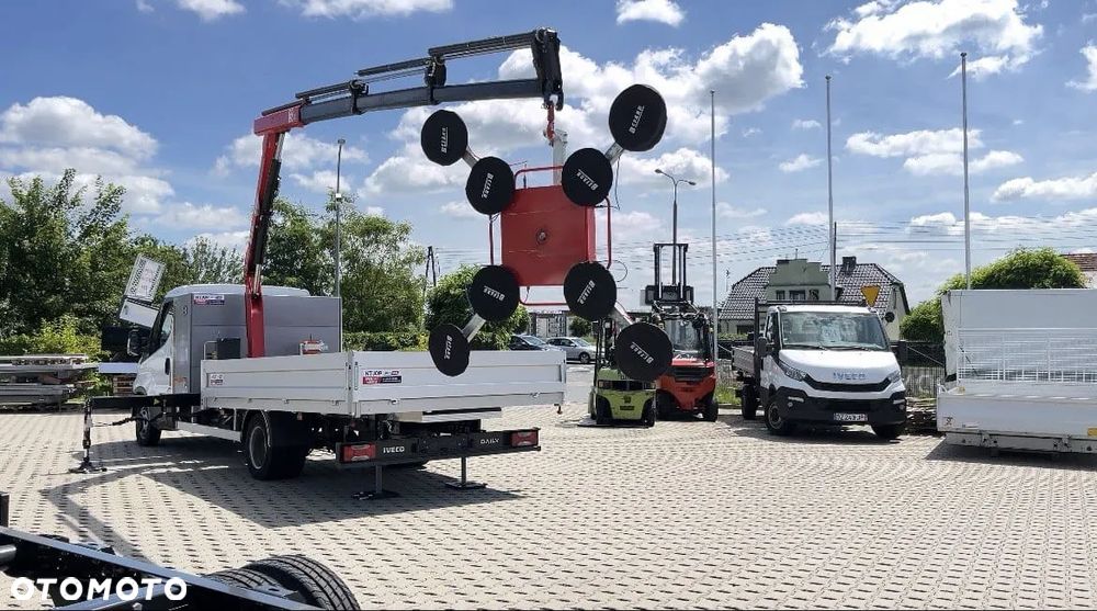 Iveco 35c/50c zestaw do montażu, szyb, okien płyt warstwowych z HDS / żuraw - 4