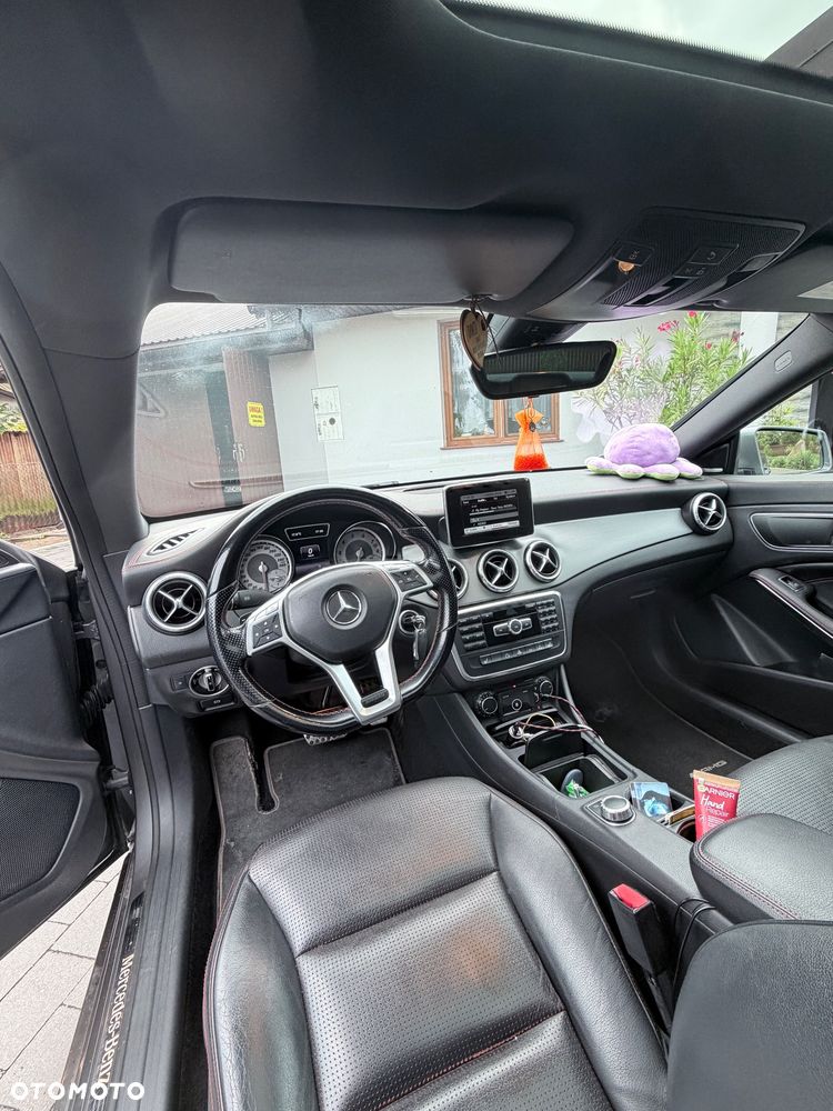 Mercedes-Benz CLA 250 Sport 7G-DCT - 10