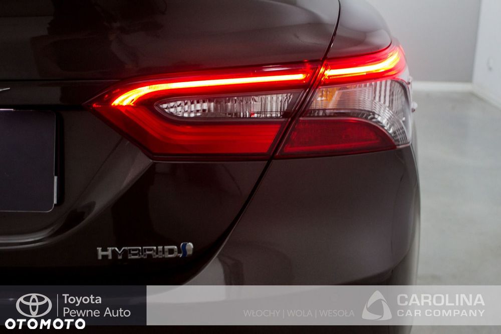 Toyota Camry 2.5 Hybrid Comfort CVT - 17