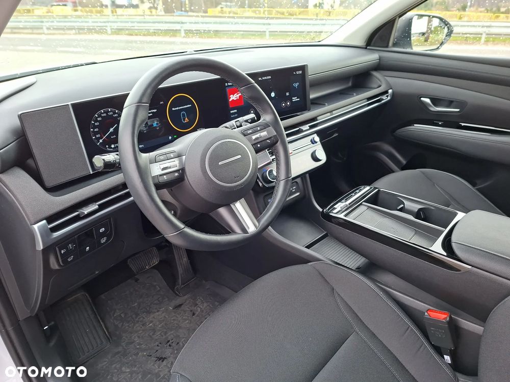 Hyundai Tucson 1.6 T-GDi HEV Executive 2WD - 16