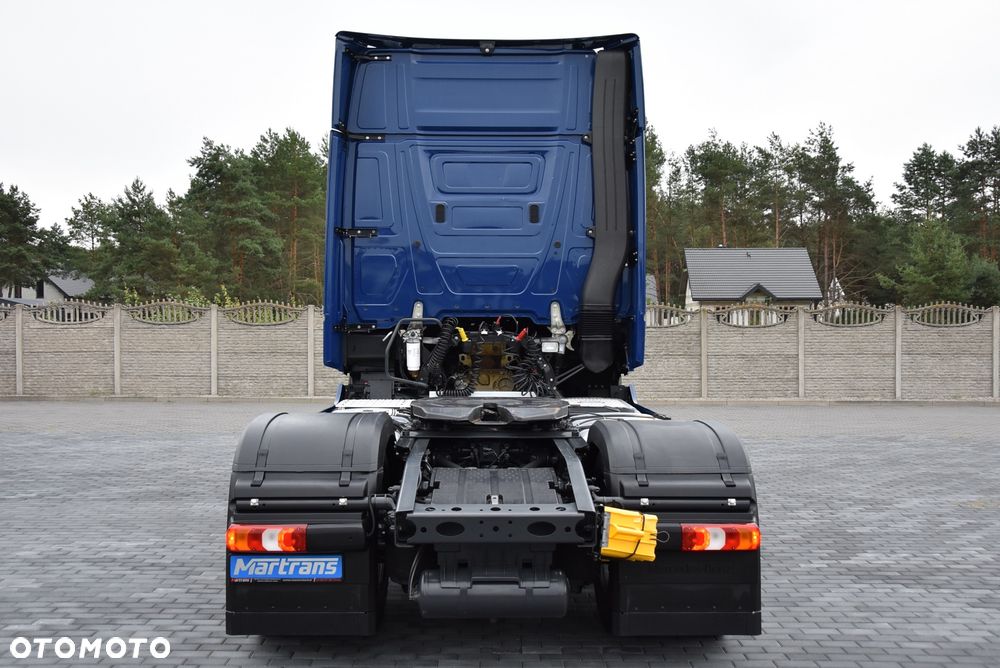 Mercedes-Benz ACTROS GIGASPACE / MP5 / 1848 / KLIMA POST. / XENON / VIRTUAL COCPIT / NAVI / SERWISOWANY W ASO MB / SALON PL / FULL WERSJA / JAK NOWY - 11