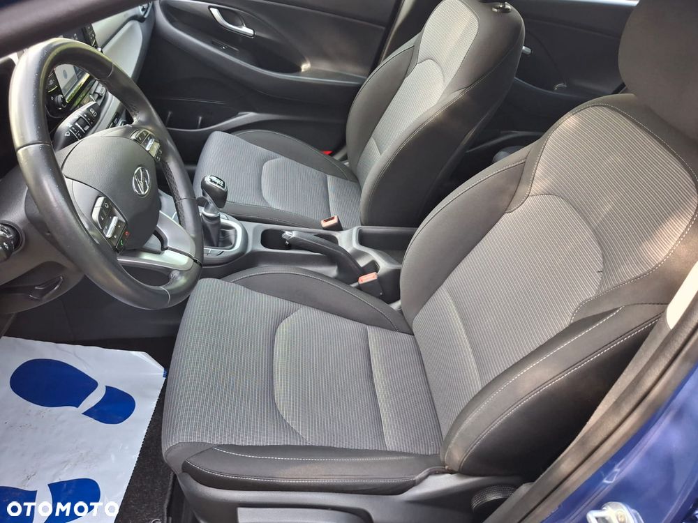 Hyundai i30 1.4 Premium - 17