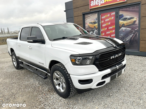 RAM 1500 5.7 Crew Cab Longbed Laramie Black