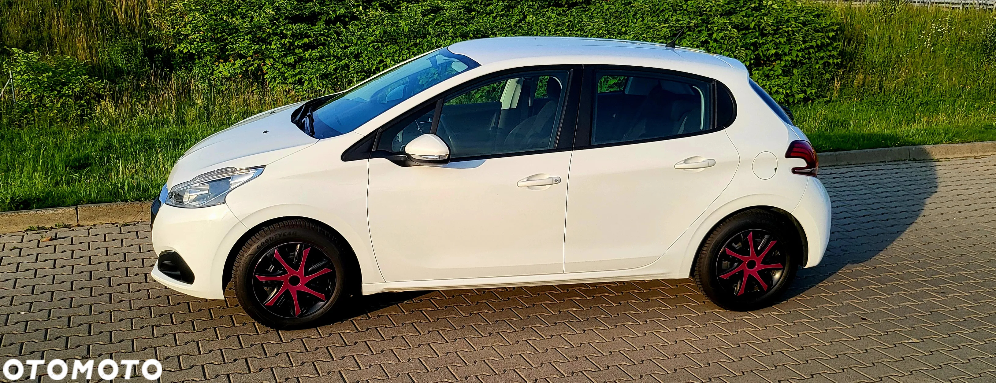 Peugeot 208 1.2 VTi Active - 4