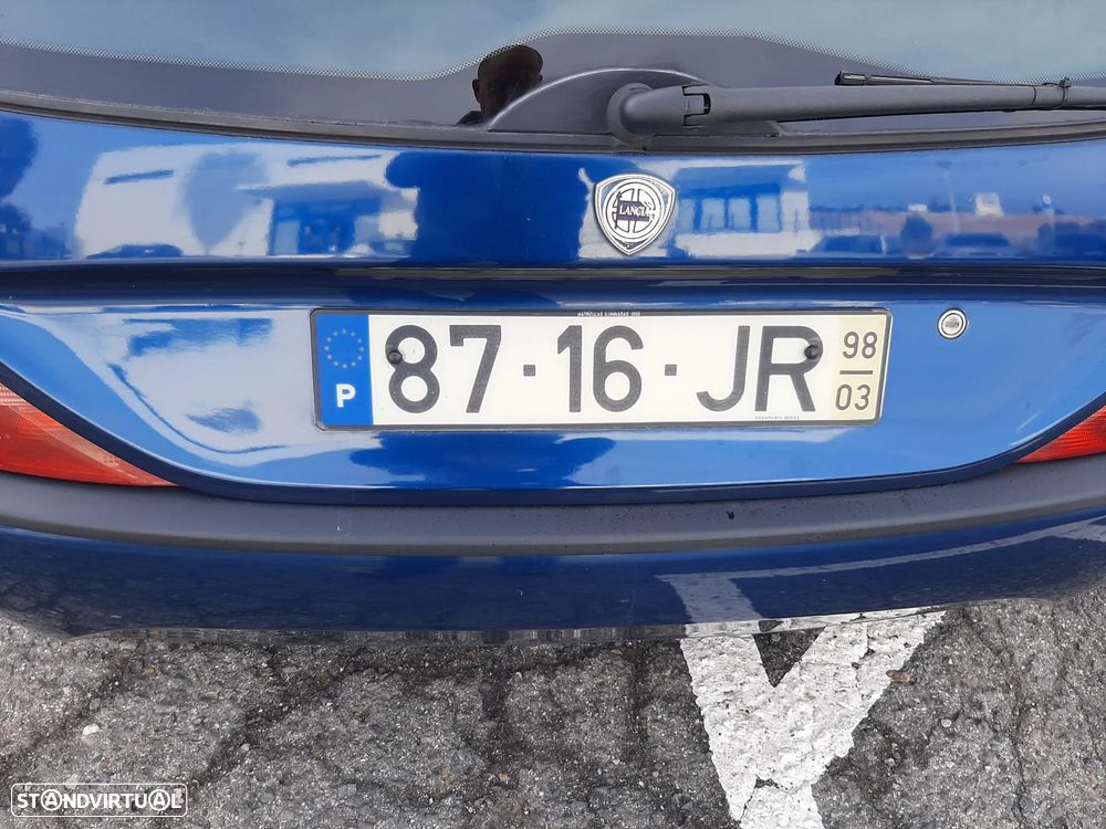 Lancia Y 1.2 16V LS - 5