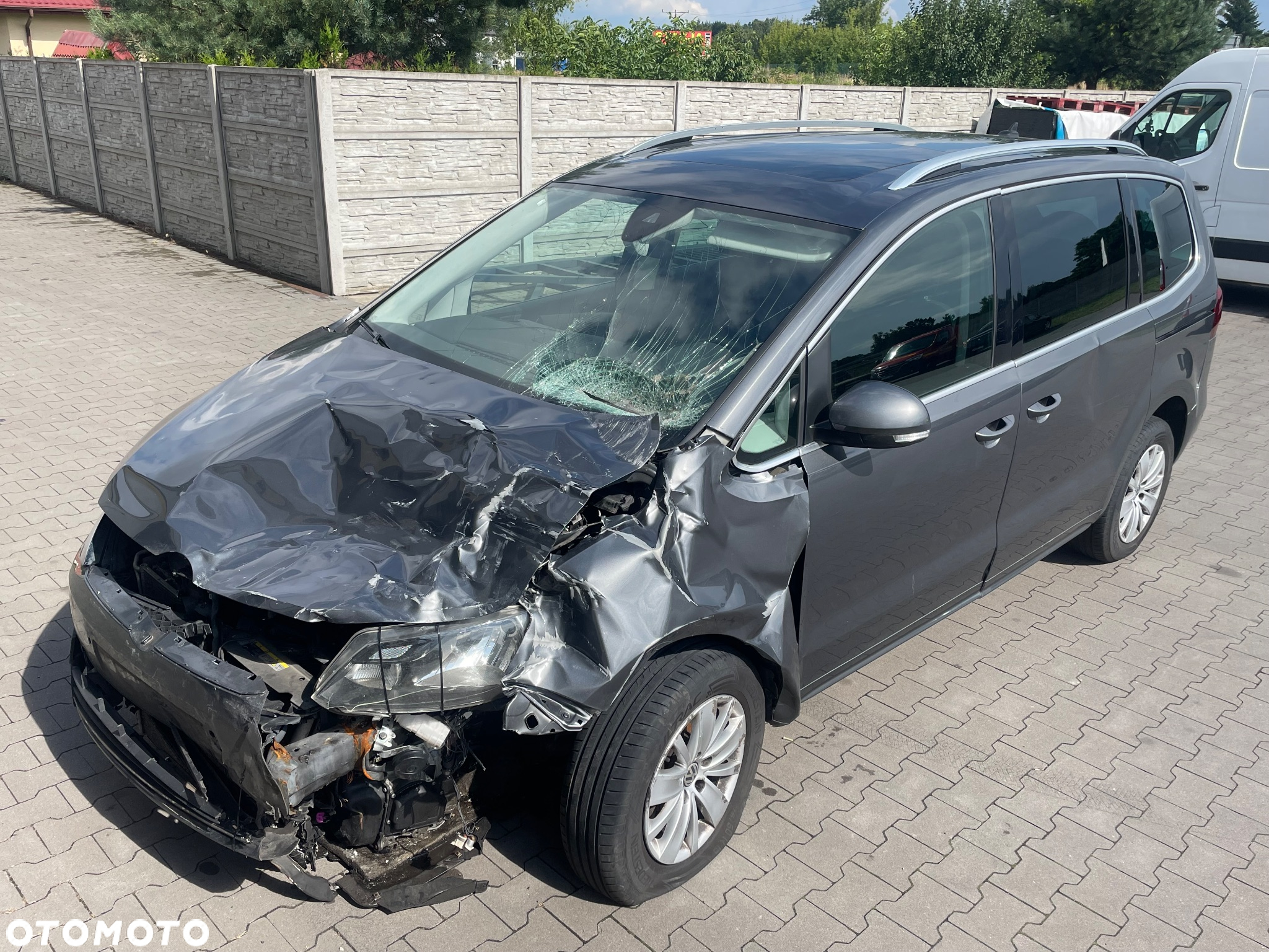 Volkswagen Sharan 2.0 TDI DSG (BlueMotion Technology) Comfortline - 11