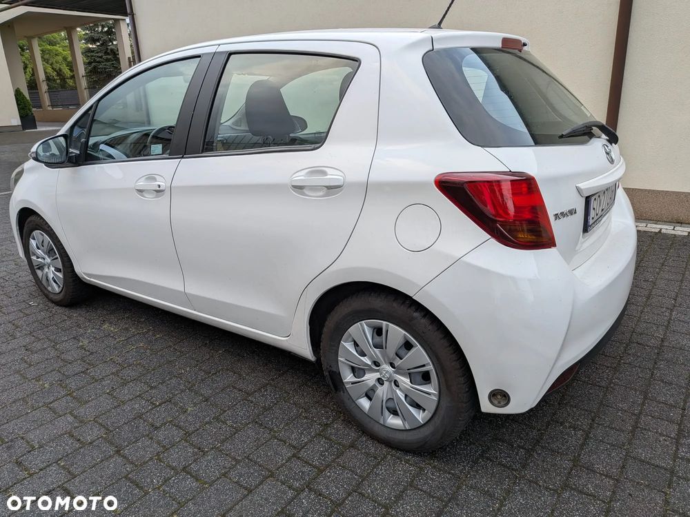 Toyota Yaris 1.33 Luna - 2