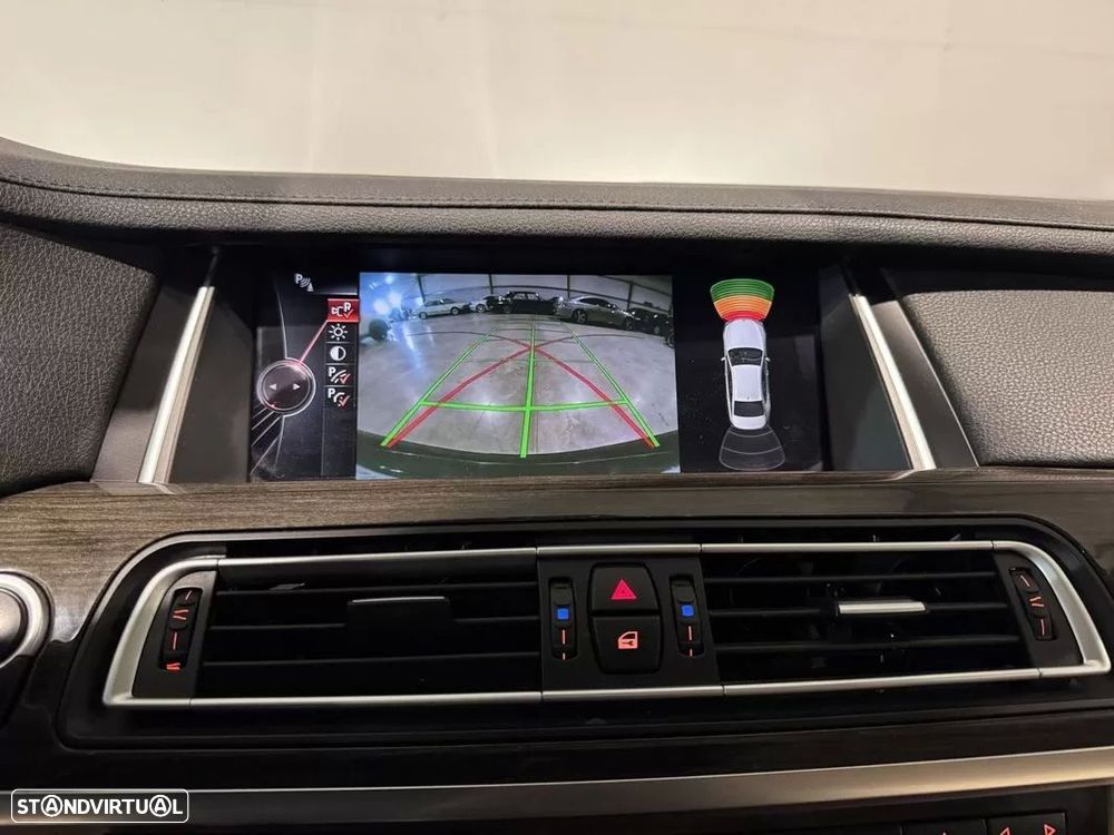 BMW 740 d — fotografia 37