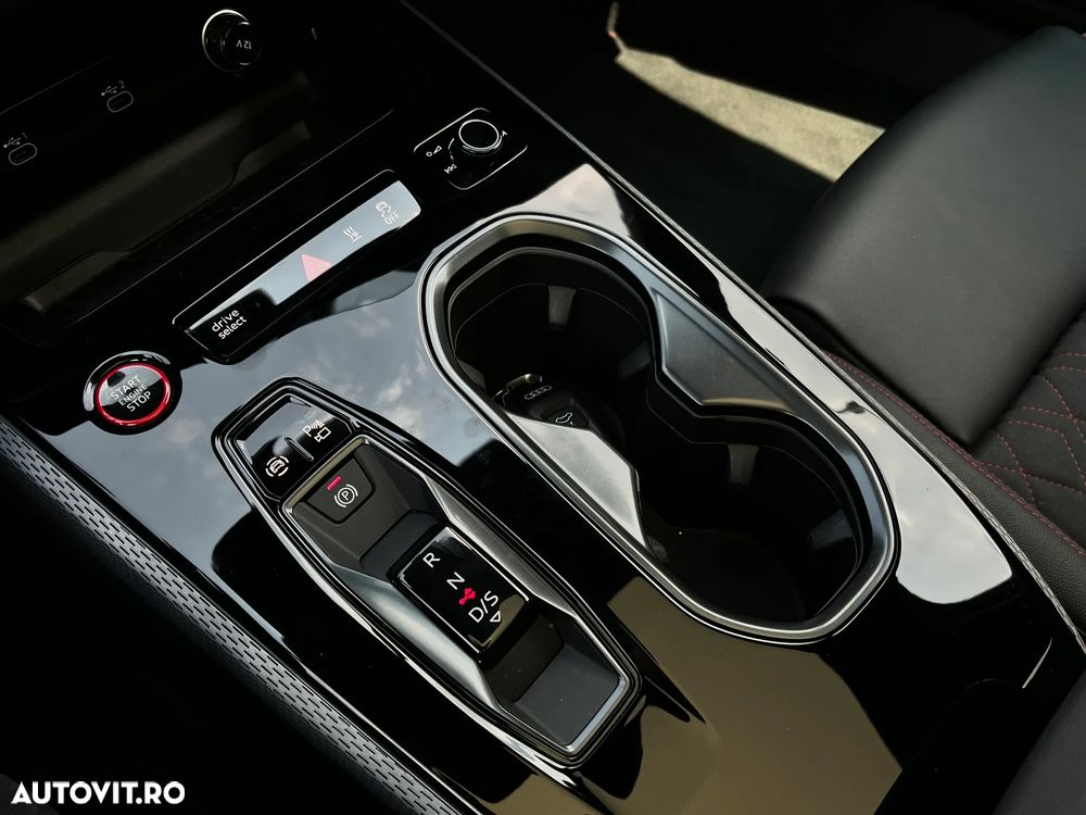 Audi A6 Avant TFSI quattro S tronic - 23