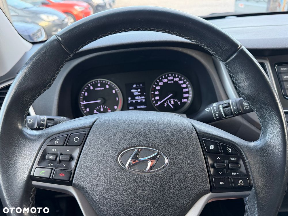 Hyundai Tucson 1.6 GDi 2WD Pure - 17