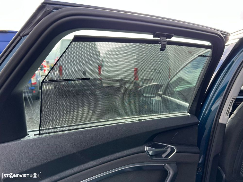 Audi e-tron 55 quattro - 30