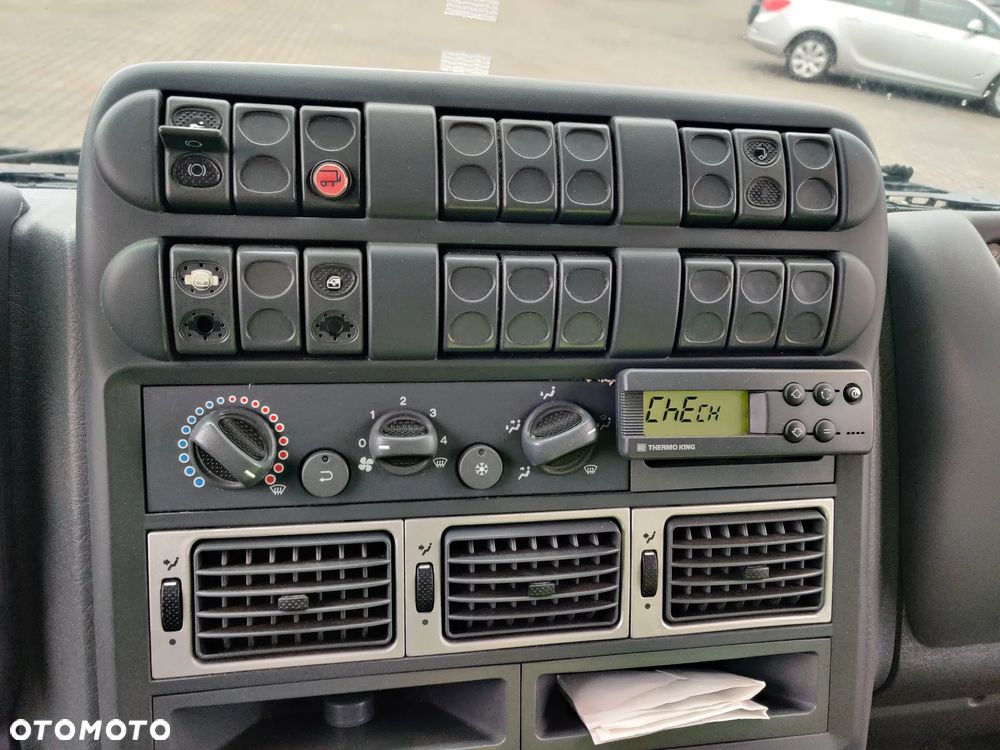 Iveco Euro Cargo 75E18 euro 5 - 25
