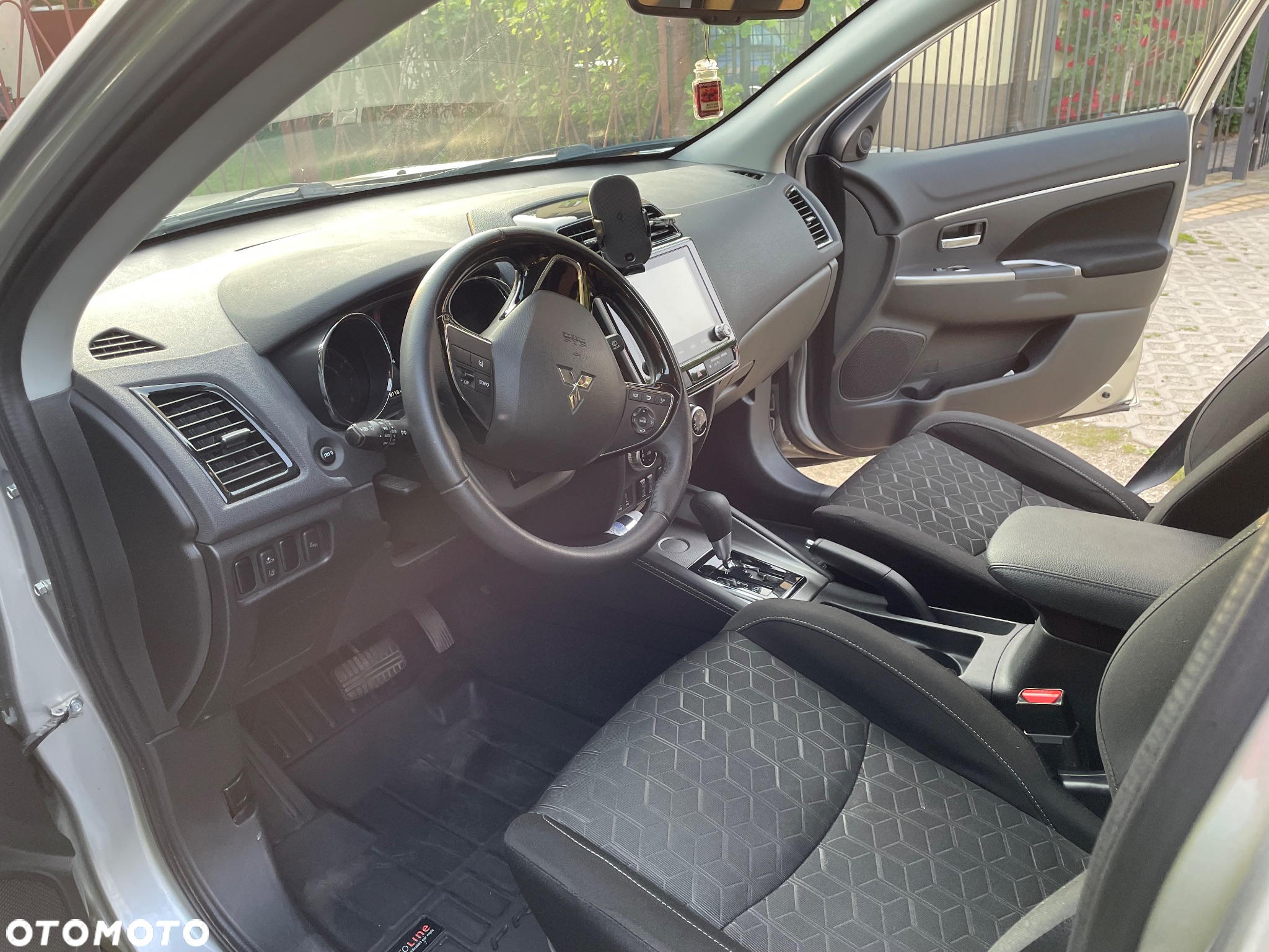 Mitsubishi ASX - 5