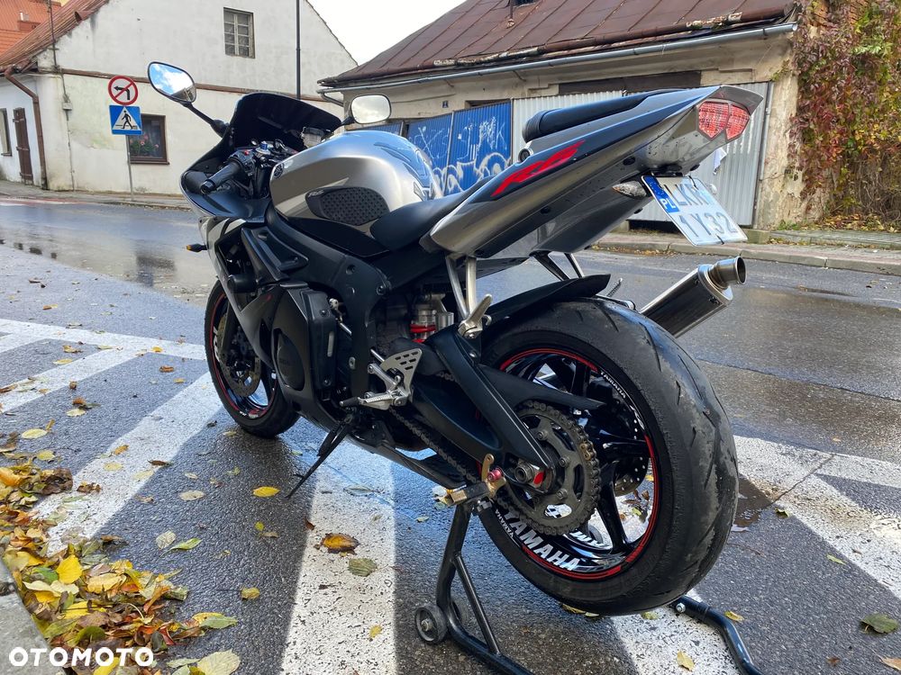 Yamaha R6 - 5
