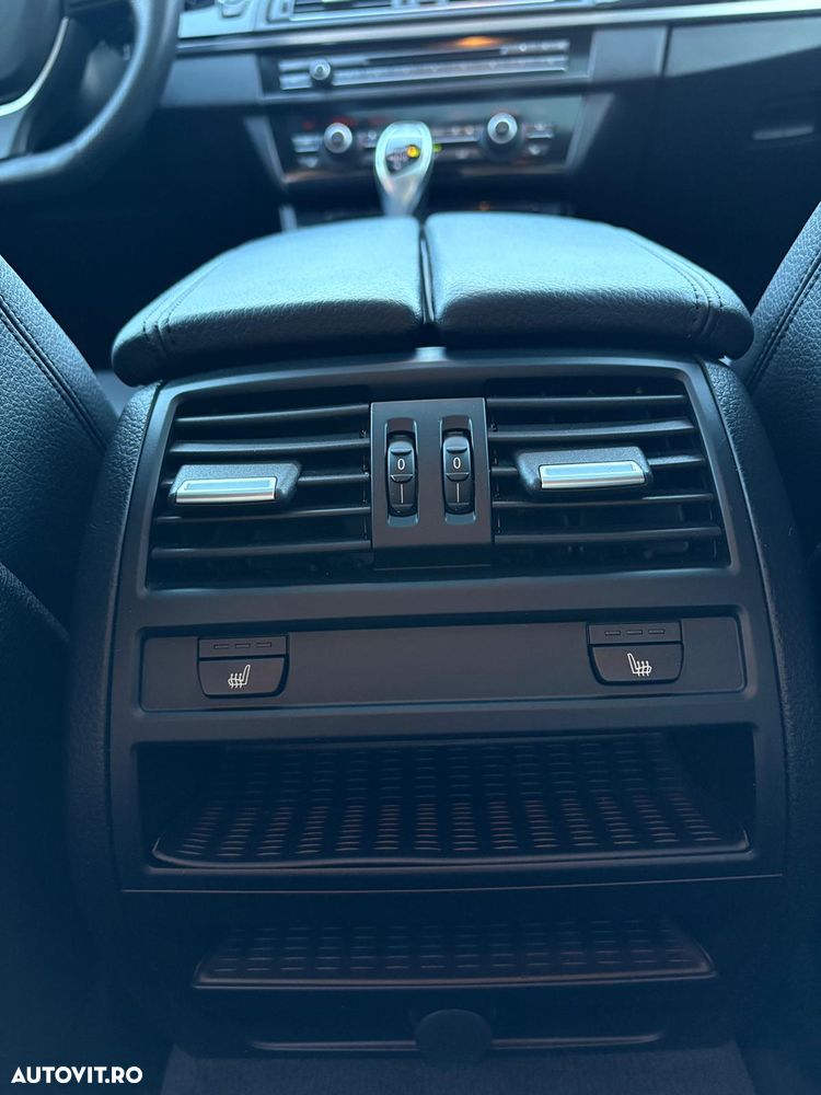 BMW Seria 5 525d xDrive Sport-Aut. - 31