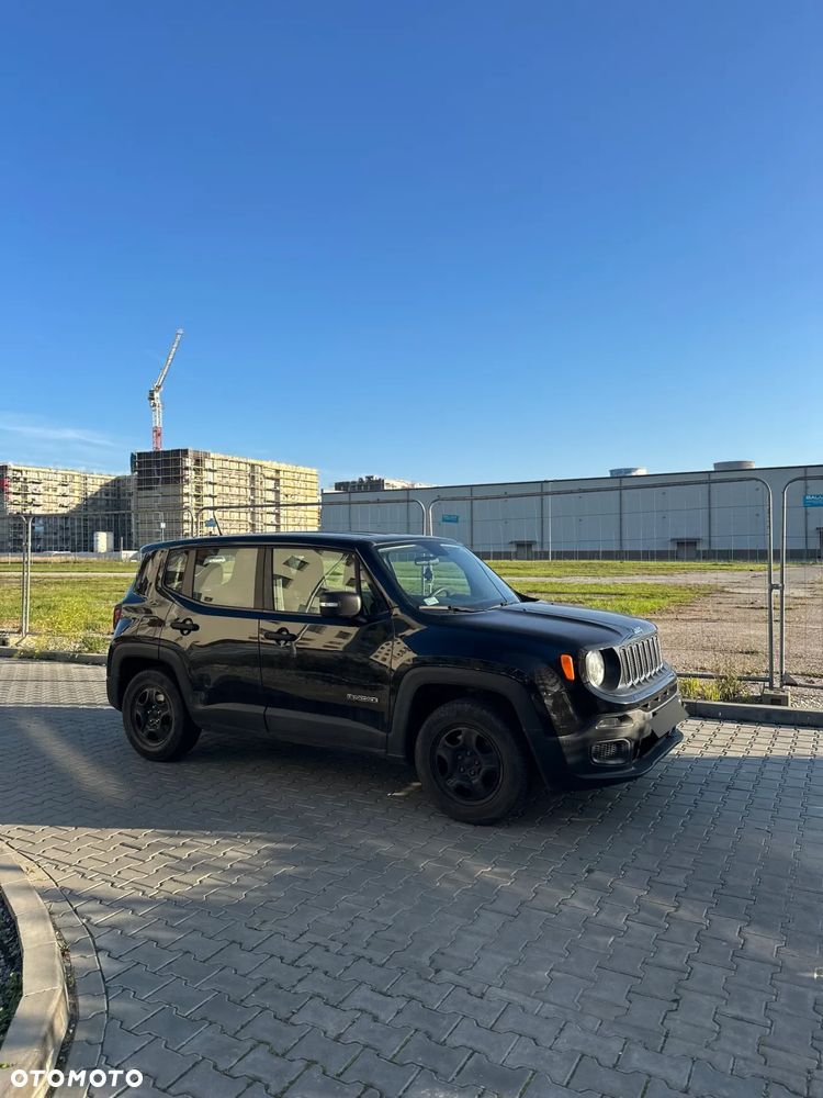 Jeep Renegade 1.6 E-TorQ Sport FWD - 6
