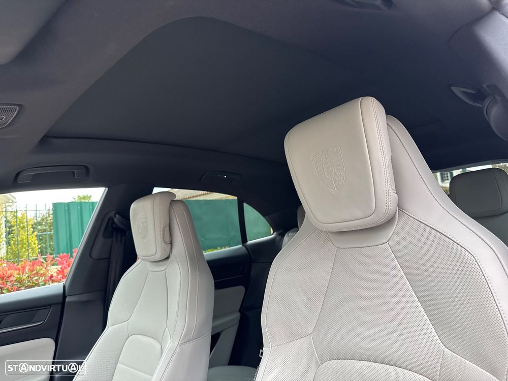 Porsche Macan Electric 4 - 54