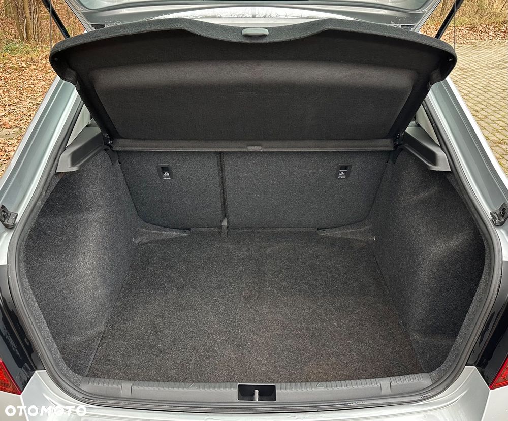 Skoda RAPID 1.0 TSI Ambition - 24