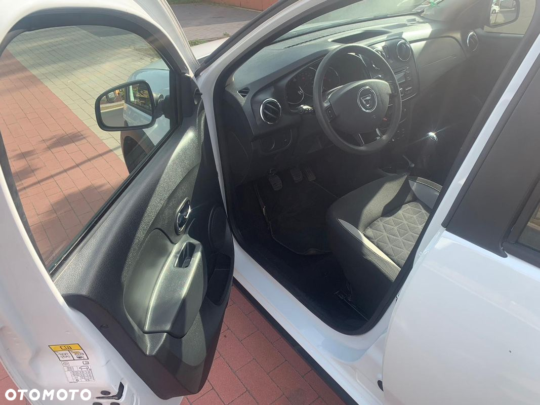 Dacia Sandero Stepway 0.9 TCe Ambiance S&S EU6 - 11