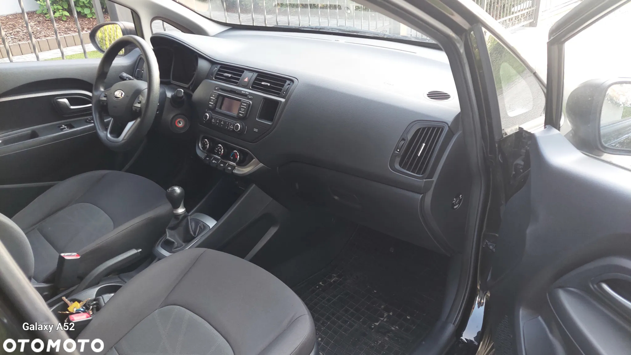 Kia Rio - 8