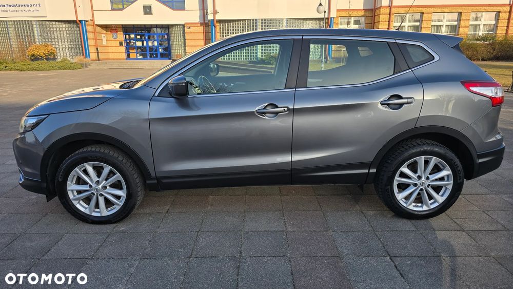 Nissan Qashqai 1.6 dCi Xtronic TEKNA+ - 9